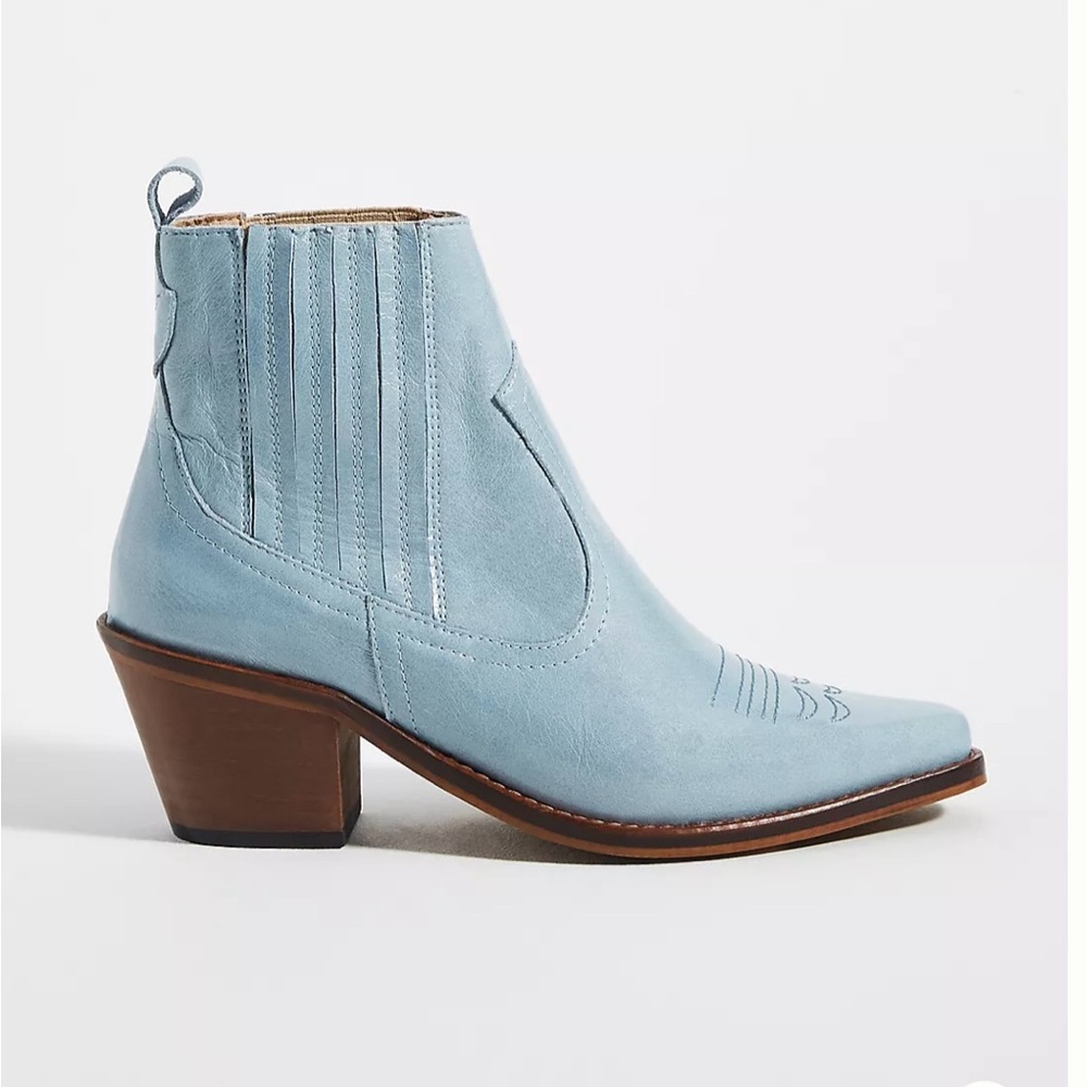 Chio Adele Patent Western Ankle Boots Anthropologie Blue Size 37/6.5